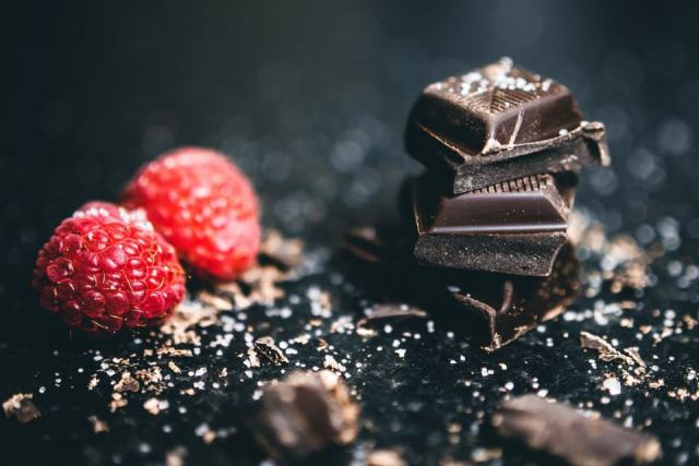 Chocolat noir : comment le déguster et bien choisir Chocolat noir : comment le déguster et bien choisir